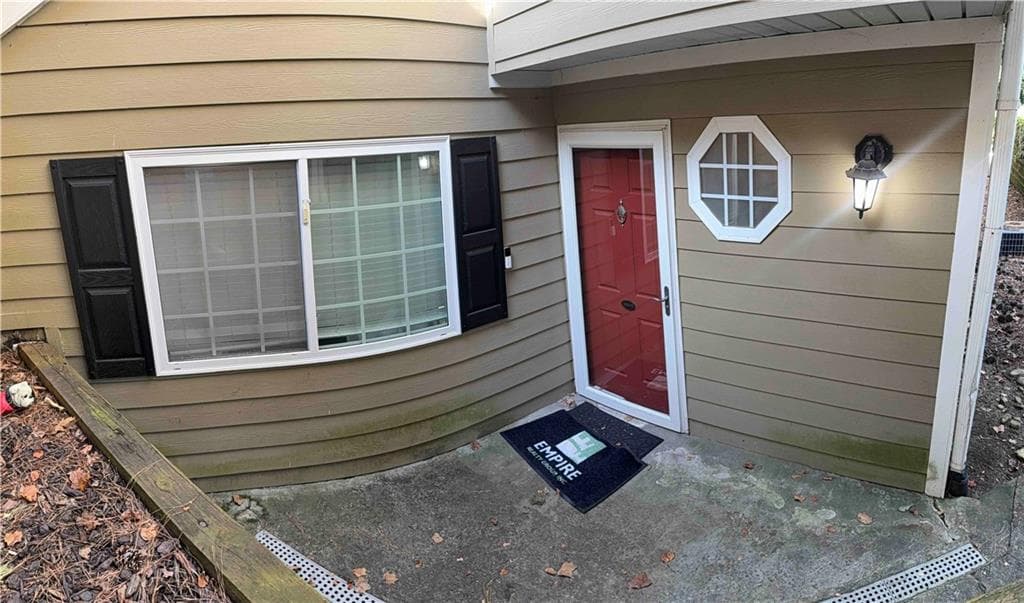 2 bedroom, 3 bathroom, 1,290 sq ft condominium for sale at 1468 Briarwood Road 1605, Atlanta, GA 30319