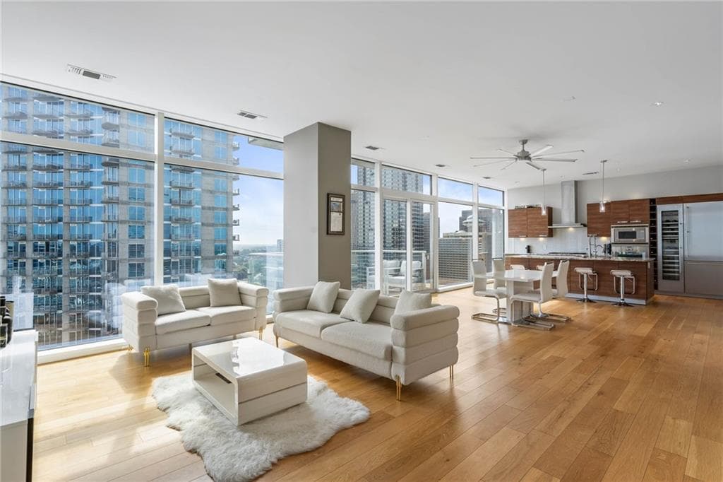 2 bedroom, 3 bathroom, 1,774 sq ft condominium for sale at 45 Ivan Allen Jr Boulevard 2501, Atlanta, GA 30308