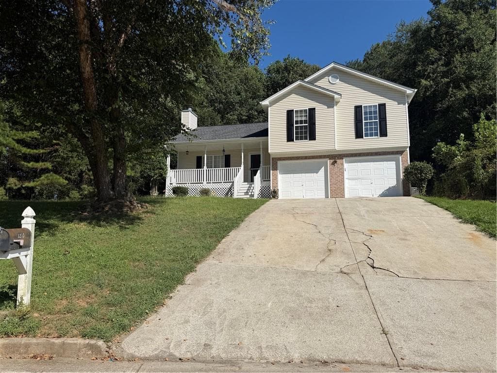 4 bedroom, 3 bathroom, 1,806 sq ft single family residence under contract at 1215 Amanda Way, Buford, GA 30518