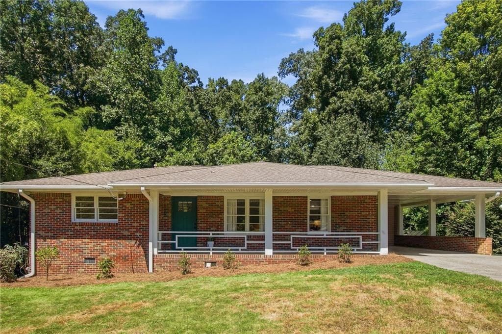 3 bedroom, 3 bathroom, 1,791 sq ft single family residence under contract at 1541 Moncrief Circle, Decatur, GA 30033