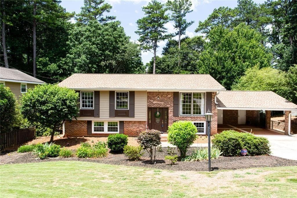 4 bedroom, 2 bathroom, 1,854 sq ft single family residence sold at 2814 Goodfellows Road, Tucker, GA 30084