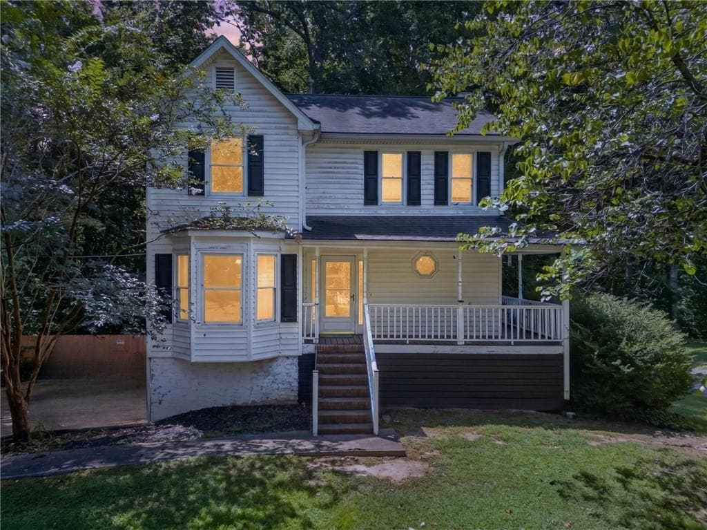 3 bedroom, 3 bathroom, 1,452 sq ft single family residence for sale at 69 Oak Landing Circle, Douglasville, GA 30134