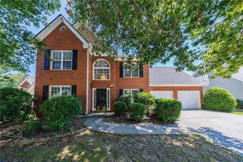 3 bedroom, 3 bathroom, 2,283 sq ft single family residence under contract at 6015 Farmwood Way, Mableton, GA 30126