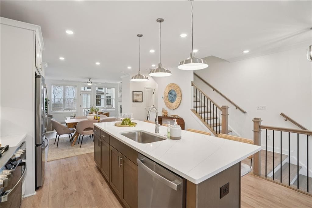 3 bedroom, 4 bathroom, 1,978 sq ft townhouse for sale at 626 Skytop Drive 159, Cumming, GA 30040