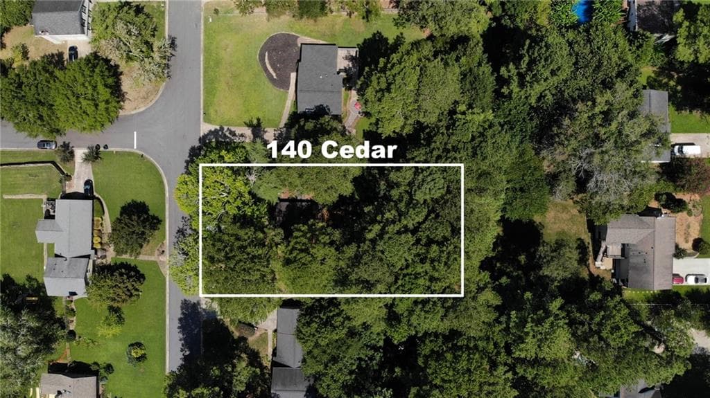 3 bedroom, 3 bathroom, 1,842 sq ft single family residence under contract at 140 Cedar Trace, Roswell, GA 30075