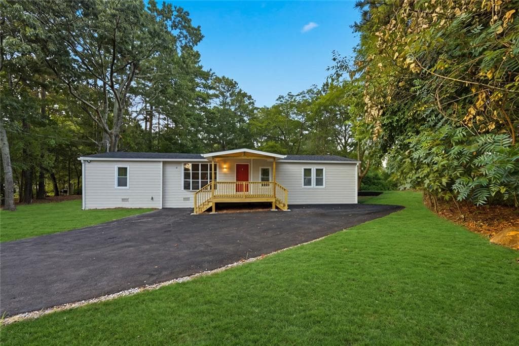 3 bedroom, 2 bathroom, 1,580 sq ft single family residence for sale at 1077 New Hope Road, Lawrenceville, GA 30045