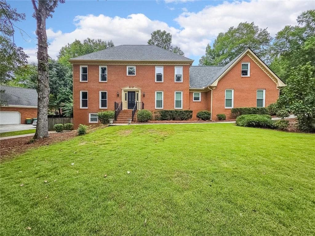 6 bedroom, 5 bathroom, 5,305 sq ft single family residence for sale at 5616 Broxton Circle, Peachtree Corners, GA 30092