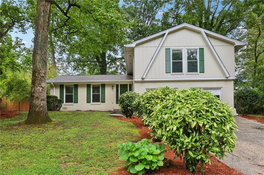 4 bedroom, 3 bathroom, 2,477 sq ft single family residence for sale at 2896 Haverford Lane, Marietta, GA 30067