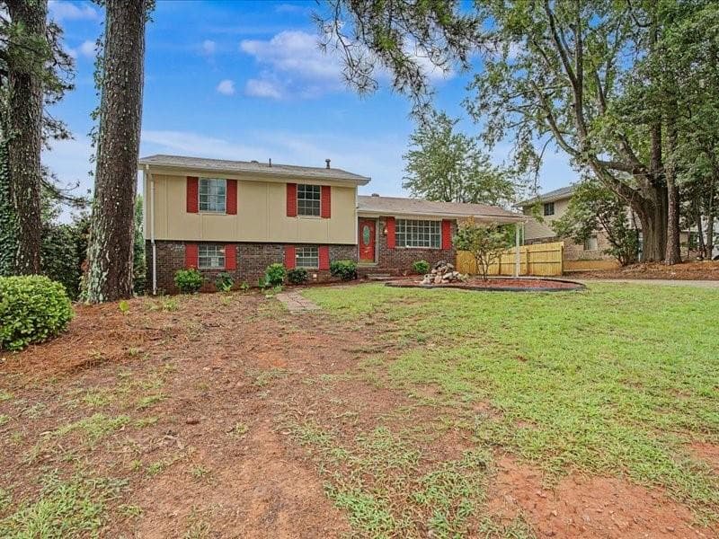 3 bedroom, 2 bathroom, 1,726 sq ft single family residence for sale at 538 Wexwood Drive, Riverdale, GA 30274