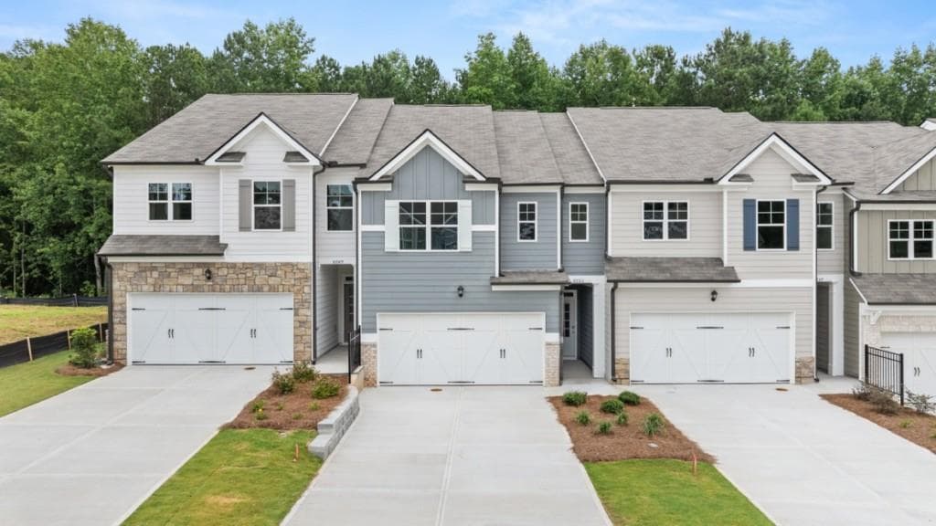 3 bedroom, 3 bathroom, 1,857 sq ft townhouse for sale at 6653 Parsons Street, Flowery Branch, GA 30542