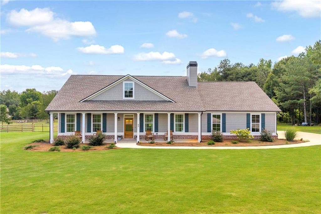 4 bedroom, 3 bathroom, 2,162 sq ft single family residence for sale at 85 Woodfin Way, Social Circle, GA 30025