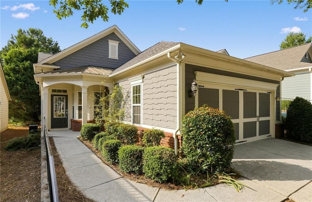 2 bedroom, 2 bathroom, 1,565 sq ft single family residence under contract at 6339 Black Rock Ln, Hoschton, GA 30548