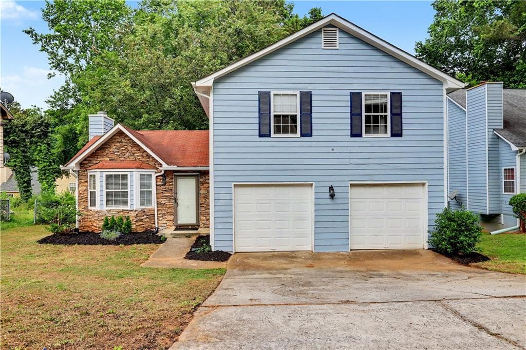 3 bedroom, 2 bathroom, 1,538 sq ft single family residence under contract at 407 Sheppard Xing Court, Stone Mountain, GA 30083