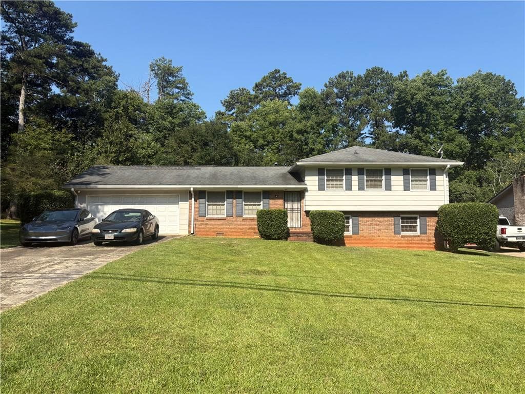 3 bedroom, 2 bathroom, 2,024 sq ft single family residence under contract at 4121 Moore Road, Conley, GA 30288