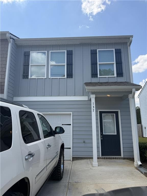 3 bedroom, 3 bathroom, 1,560 sq ft townhouse for rent at 137 Village Green Drive, Adairsville, GA 30103 for $1,675 a month