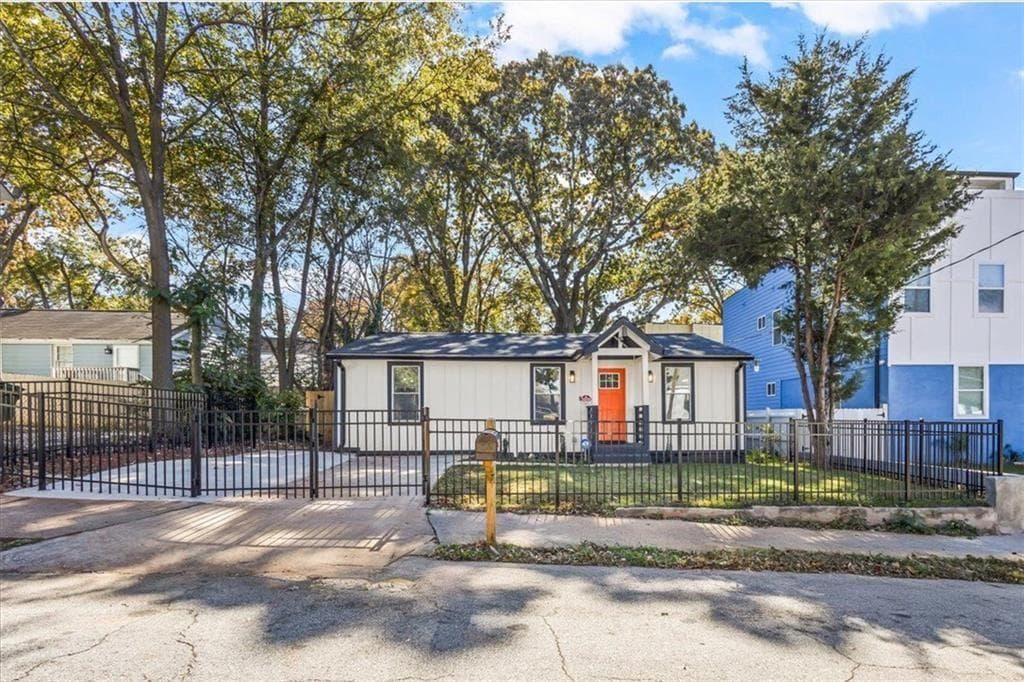 3 bedroom, 2 bathroom, 1,249 sq ft single family residence for sale at 358 Roy Street, Atlanta, GA 30310