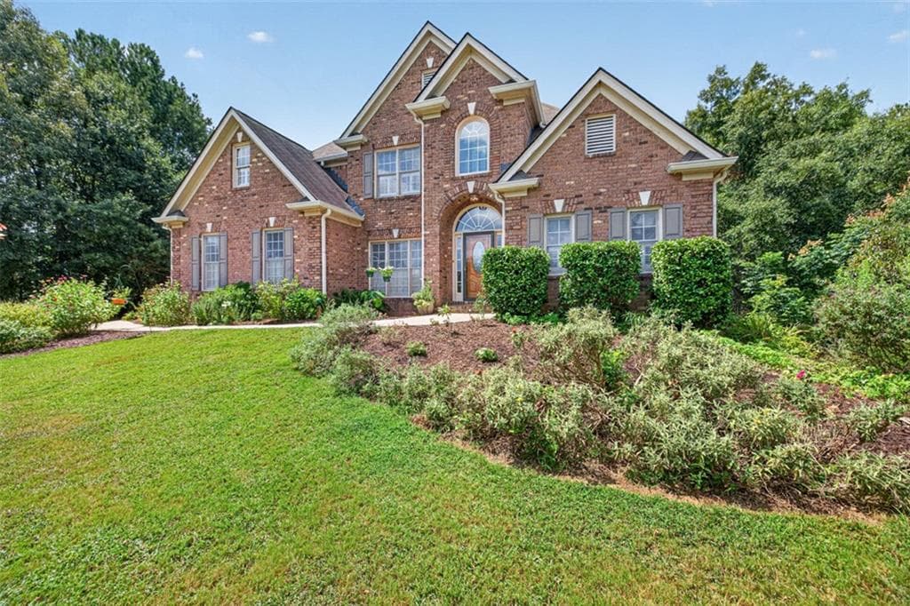 4 bedroom, 4 bathroom, 2,822 sq ft single family residence for sale at 2194 Indian Shoals Drive, Loganville, GA 30052
