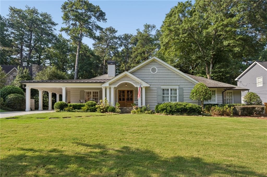 4 bedroom, 6 bathroom, 4,234 sq ft single family residence under contract at 912 Beaverbrook Drive, Atlanta, GA 30318
