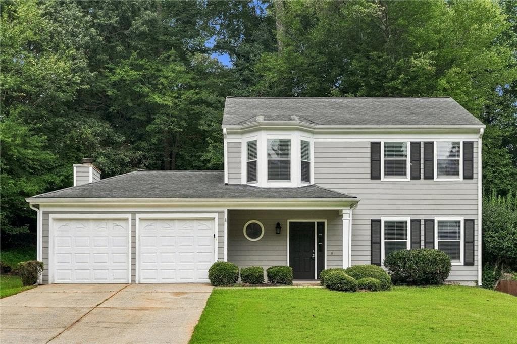 3 bedroom, 3 bathroom, 1,685 sq ft single family residence for sale at 10450 Summer Creek Drive, Johns Creek, GA 30022