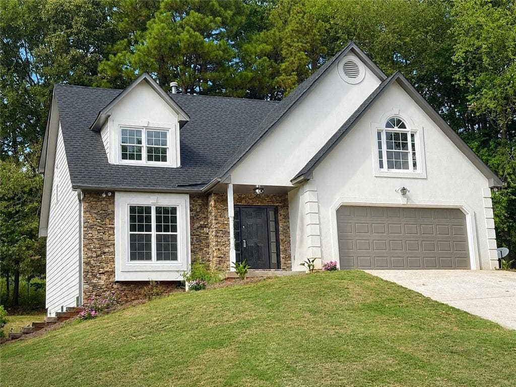 4 bedroom, 3 bathroom, 2,416 sq ft single family residence for sale at 1490 Twin Bridge Lane, Lawrenceville, GA 30043