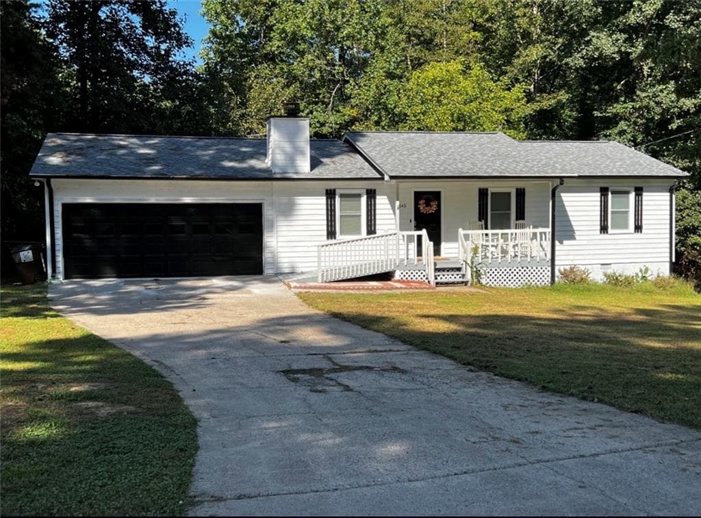 3 bedroom, 2 bathroom, 1,134 sq ft single family residence for rent at 145 Sequoyah Drive, Alpharetta, GA 30004 for $2,400 a month