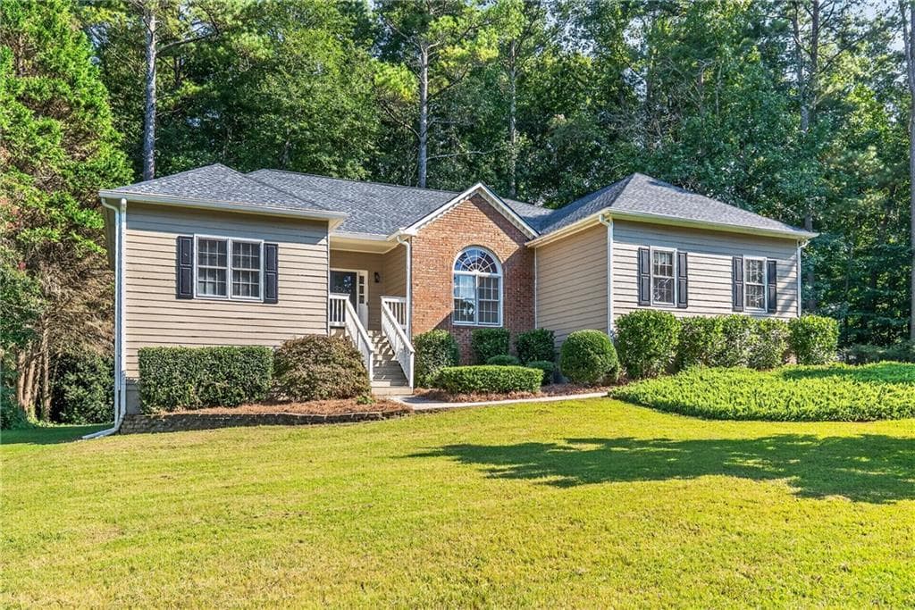 5 bedroom, 3 bathroom, 3,617 sq ft single family residence for sale at 6139 Pritchett Dr, Powder Springs, GA 30127