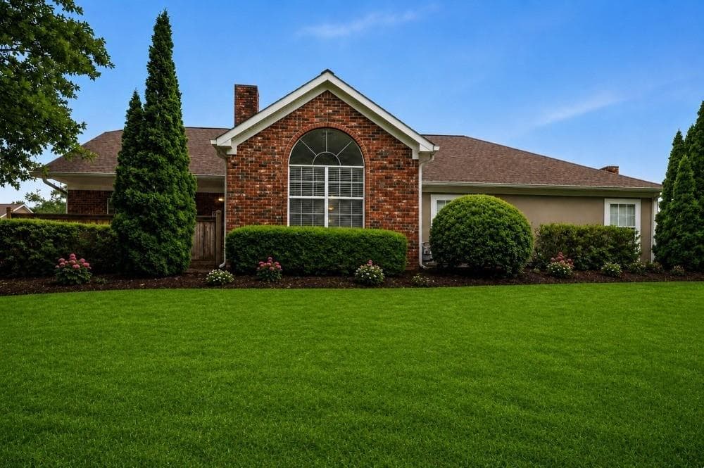 3 bedroom, 3 bathroom, 2,261 sq ft condominium for sale at 1843 Kolb Farm Circle, Marietta, GA 30008