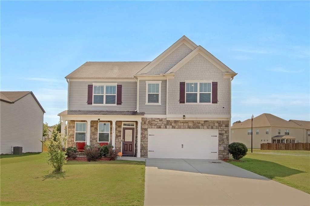 5 bedroom, 3 bathroom, 2,802 sq ft single family residence for sale at 6806 Creekgate Way, Douglasville, GA 30134