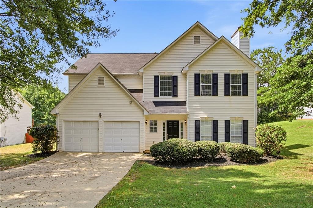 4 bedroom, 3 bathroom, 2,150 sq ft single family residence for sale at 4387 Wheaton Way, Snellville, GA 30039