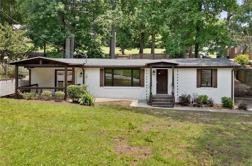 2 bedroom, 2 bathroom, 1,325 sq ft single family residence for sale at 119 Mcbee Street, Dallas, GA 30132