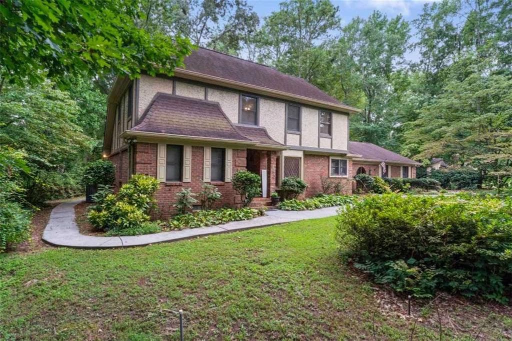 4 bedroom, 4 bathroom, 2,694 sq ft single family residence for sale at 2645 Creek Indian Trail, Jonesboro, GA 30236