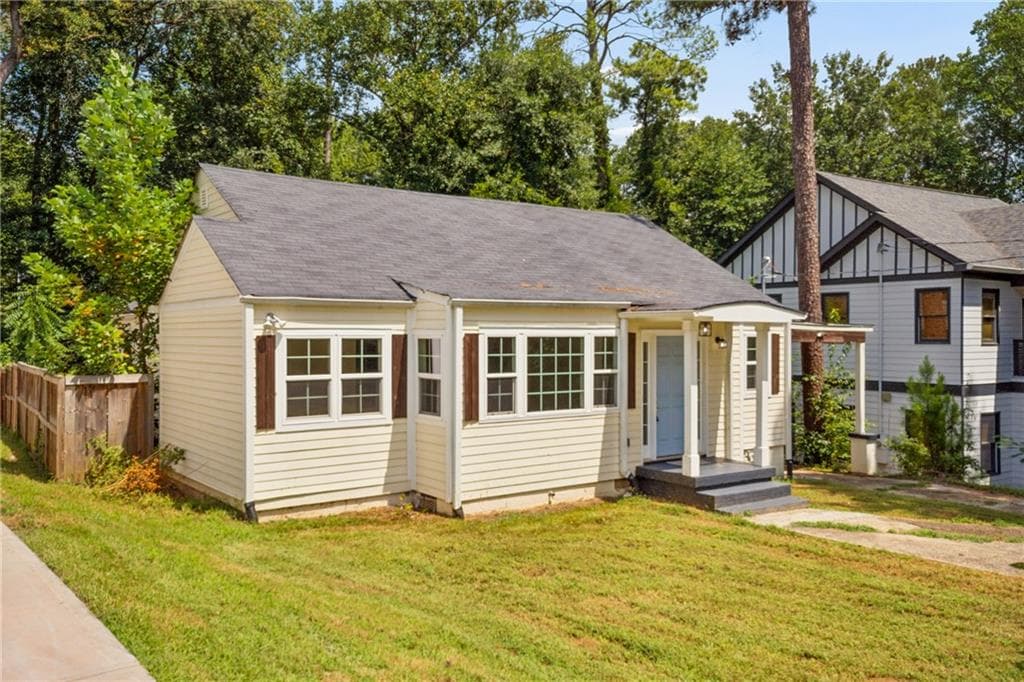 3 bedroom, 2 bathroom, 1,064 sq ft single family residence under contract at 2886 Joyce Avenue, Decatur, GA 30032