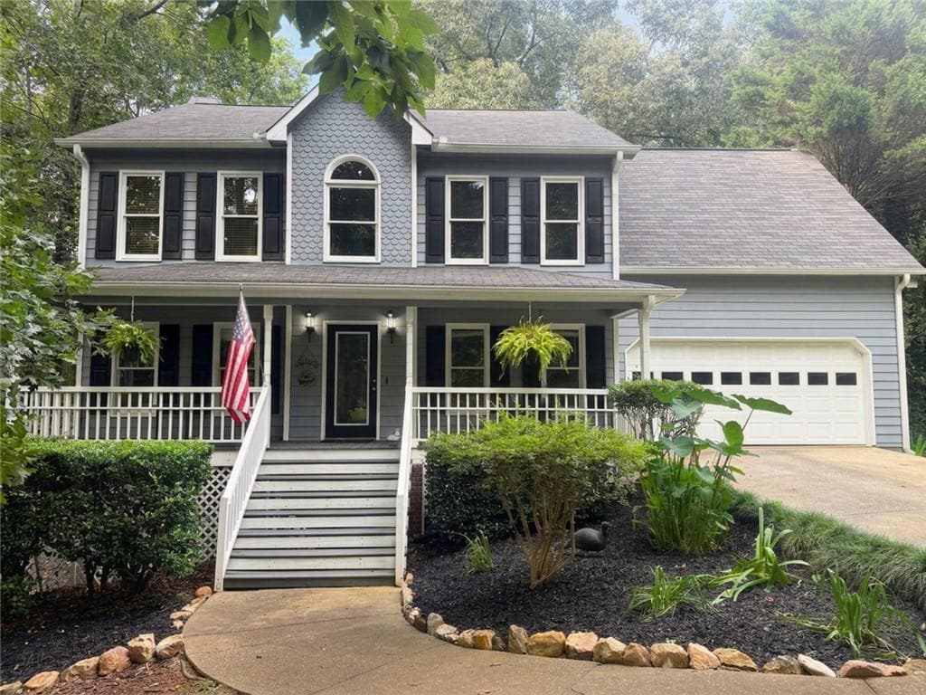 4 bedroom, 3 bathroom, 3,459 sq ft single family residence under contract at 152 Banyon Court, Dallas, GA 30157