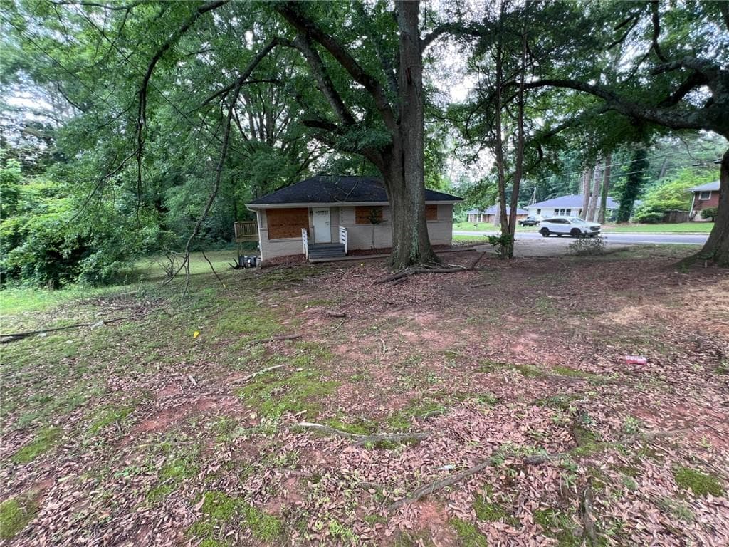 3 bedroom, 1 bathroom, 1,242 sq ft single family residence for sale at 2004 Shamrock Drive, Decatur, GA 30032
