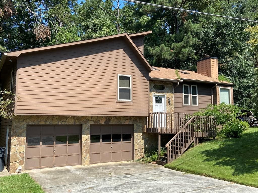 3 bedroom, 2 bathroom, 1,693 sq ft single family residence under contract at 4911 Cowan Road, Acworth, GA 30101