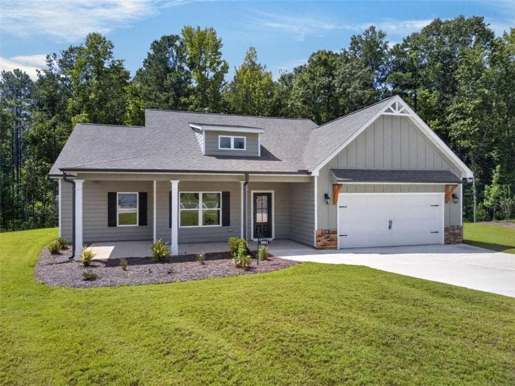 3 bedroom, 3 bathroom, 1,958 sq ft single family residence for sale at 8981 Callaway Drive, Winston, GA 30187