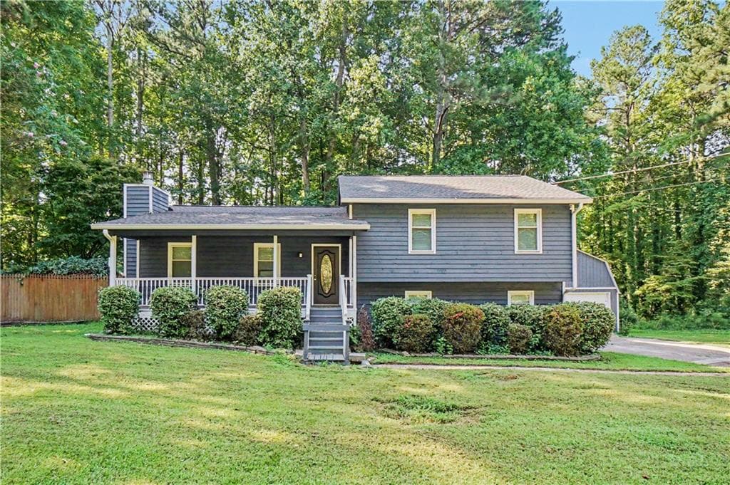 4 bedroom, 2 bathroom, 1,269 sq ft single family residence for sale at 167 Hardy Circle, Dallas, GA 30157