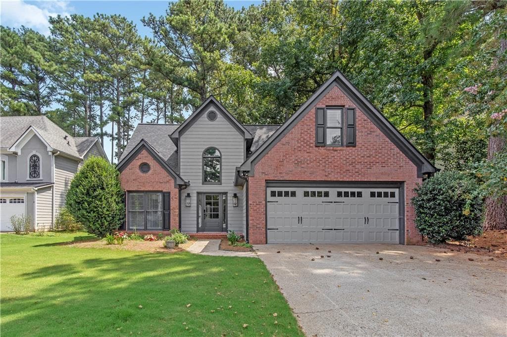 3 bedroom, 3 bathroom, 1,680 sq ft single family residence for sale at 602 Overhill Drive, Woodstock, GA 30189