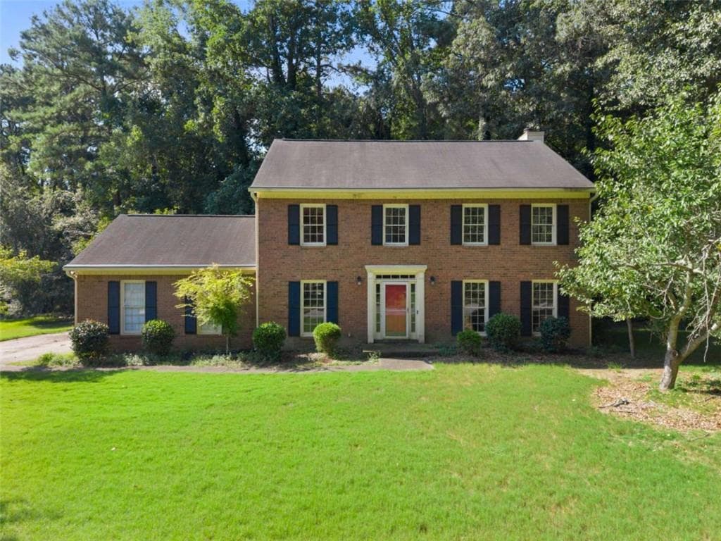 4 bedroom, 3 bathroom, 2,464 sq ft single family residence under contract at 2575 Fairview Lane, Jonesboro, GA 30236