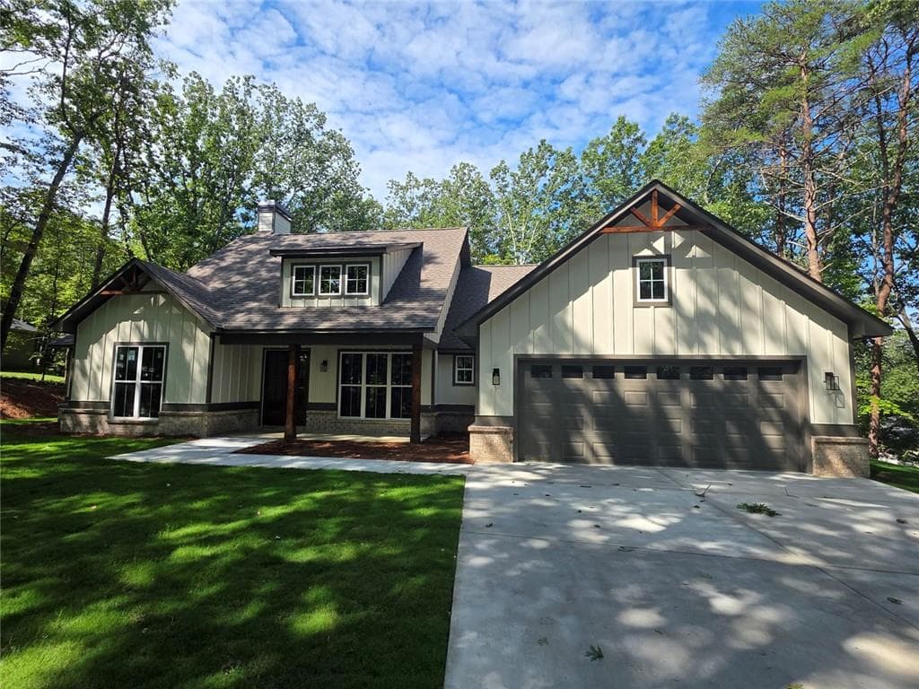 3 bedroom, 3 bathroom, 2,020 sq ft single family residence for sale at 86 Turkey Trail, Jasper, GA 30143
