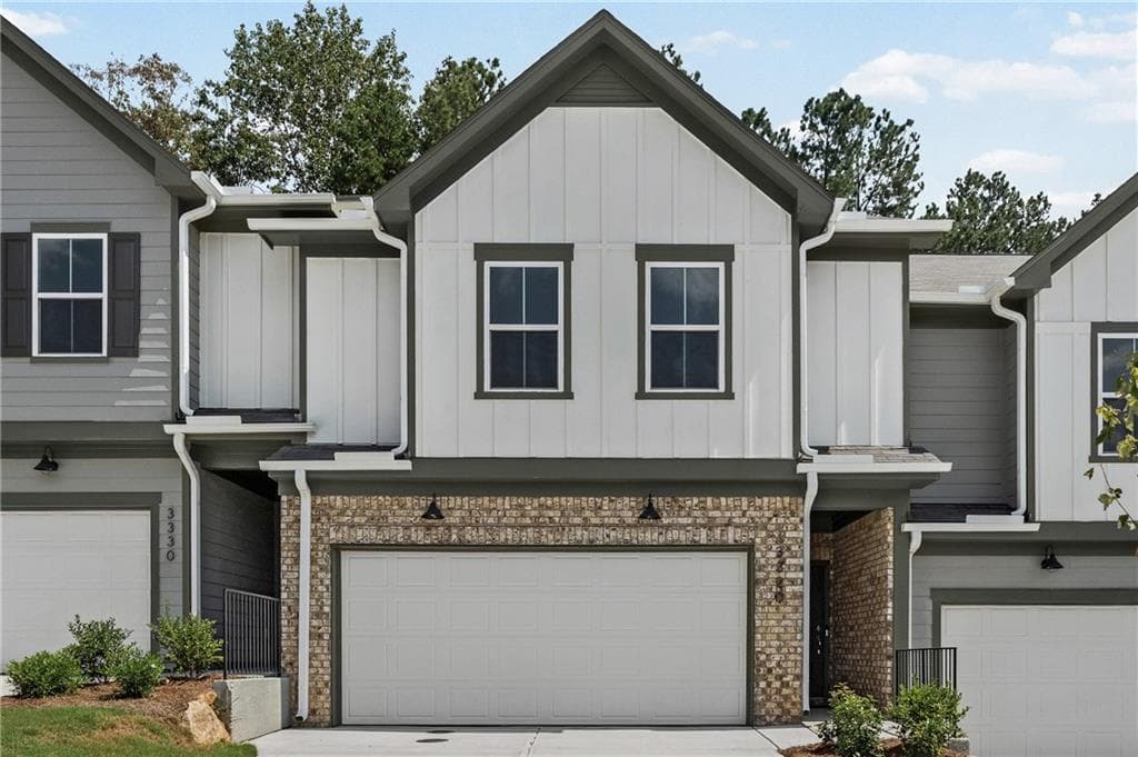 3 bedroom, 3 bathroom, 2,035 sq ft townhouse for sale at 3320 Promise Mill Lane, Cumming, GA 30040