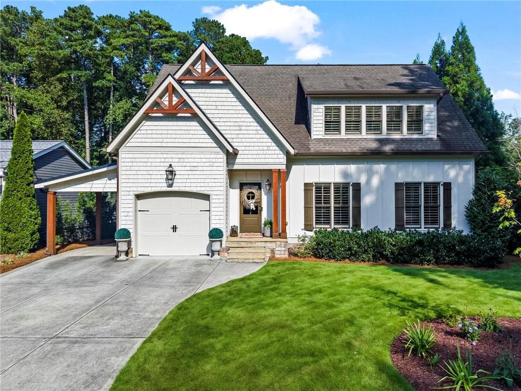 4 bedroom, 3 bathroom, 3,100 sq ft single family residence sold at 2663 N Thompson Road, Atlanta, GA 30319