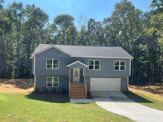3 bedroom, 3 bathroom, 2,074 sq ft single family residence for sale at 270 Stonington Drive, Mount Airy, GA 30563