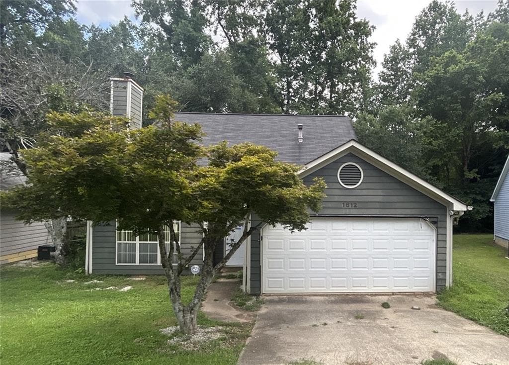 3 bedroom, 3 bathroom, 1,469 sq ft single family residence under contract at 1812 Killarney Drive, Marietta, GA 30008