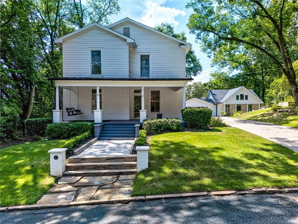 5 bedroom, 4 bathroom, 4,675 sq ft single family residence for sale at 91 Martin Street, Jefferson, GA 30549