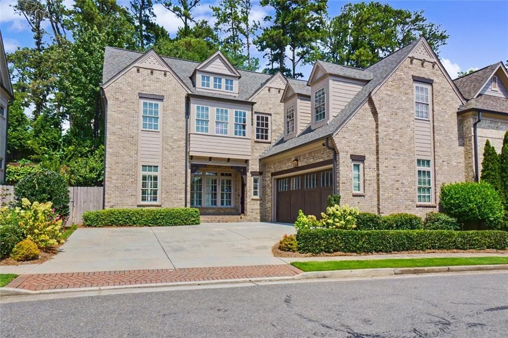 4 bedroom, 5 bathroom, 4,098 sq ft townhouse under contract at 1803 Kent Avenue, Atlanta, GA 30338