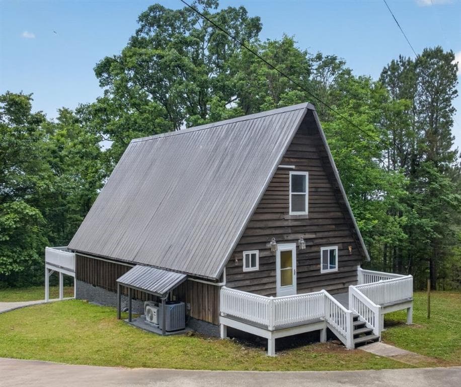 3 bedroom, 2 bathroom, 1,558 sq ft single family residence for sale at 1609 Turkey Mountain Road, Rome, GA 30165