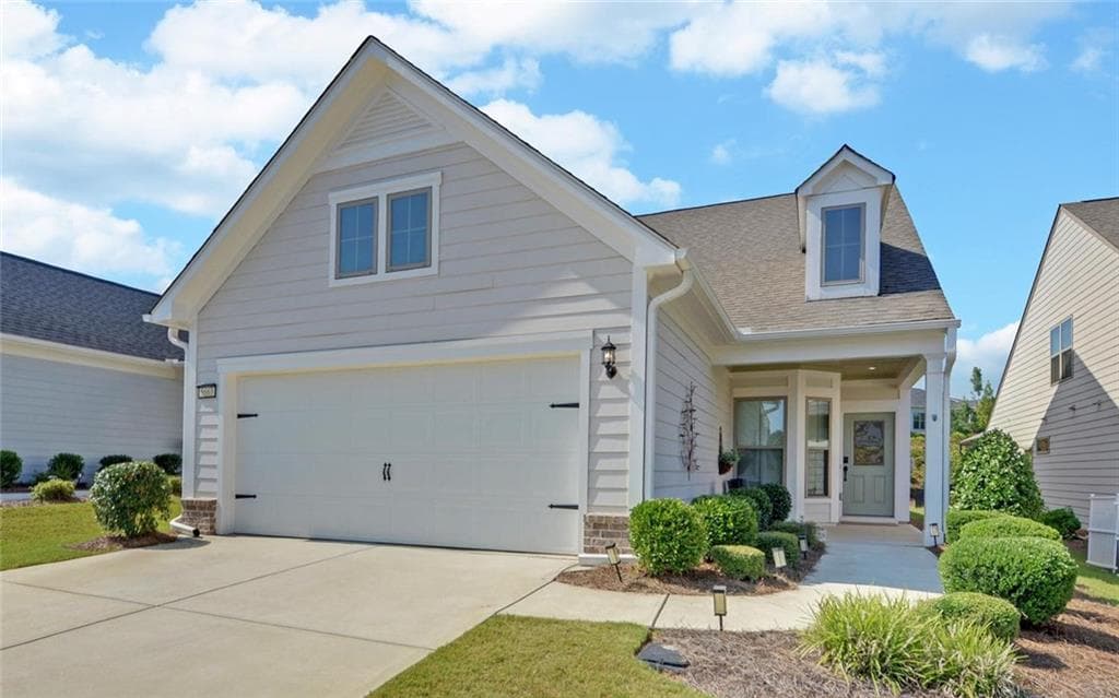 2 bedroom, 2 bathroom, 1,876 sq ft single family residence for sale at 5663 Villa Crest Drive, Hoschton, GA 30548