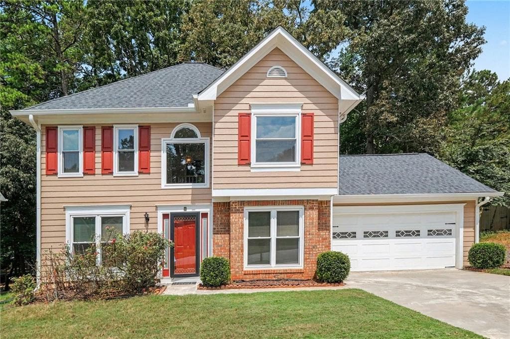 3 bedroom, 3 bathroom, 1,835 sq ft single family residence for sale at 2100 Wedgewood Drive, Stone Mountain, GA 30088