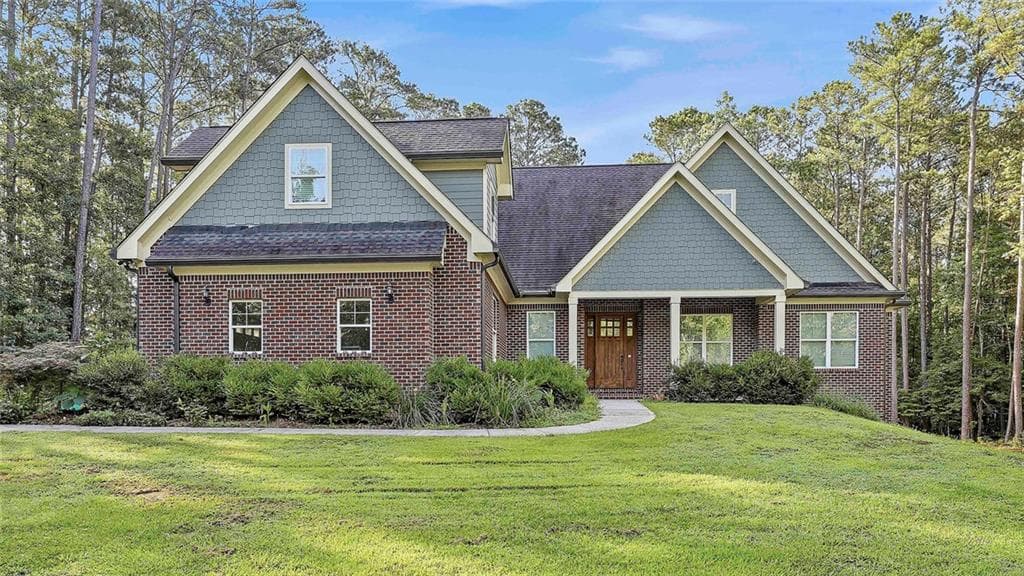 5 bedroom, 4 bathroom, 3,143 sq ft single family residence for sale at 215 Kingswood Lane, Fayetteville, GA 30215